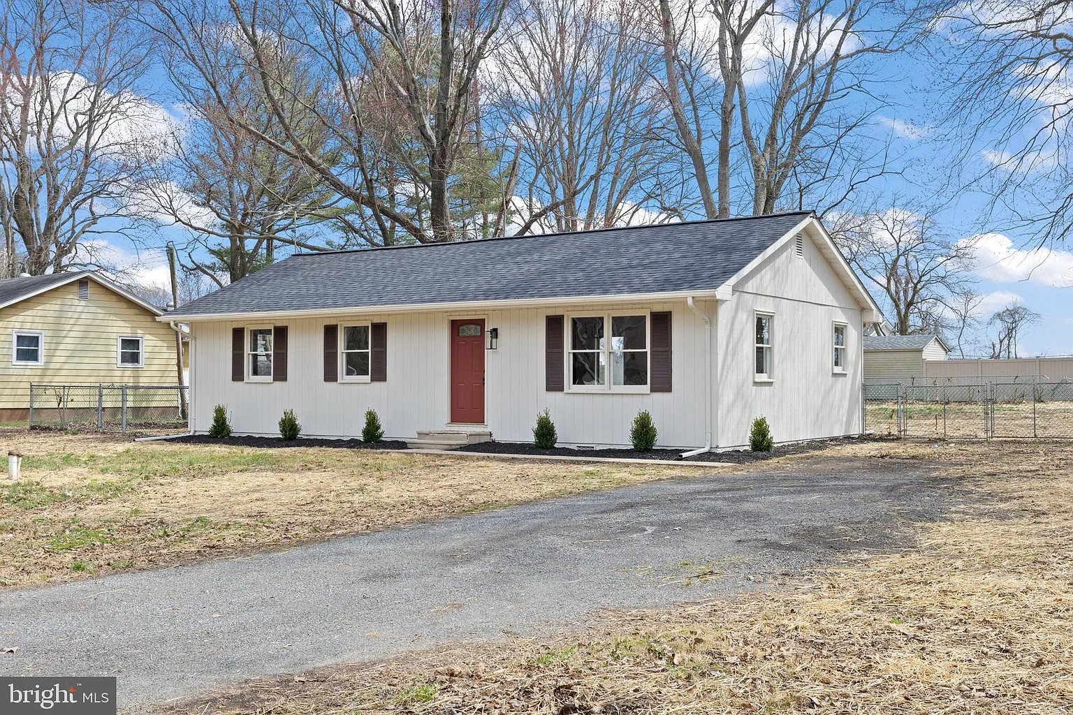 114 Darden Rd photo 1