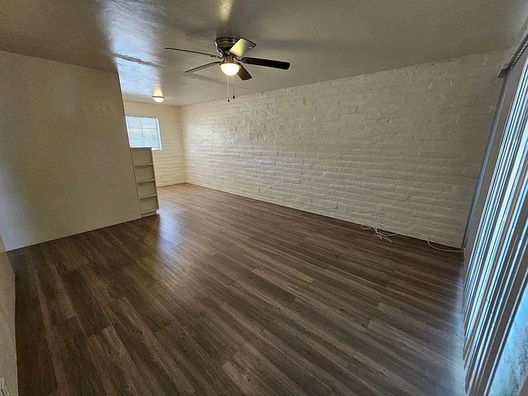 3019 E Alta Vista St — Photo 3