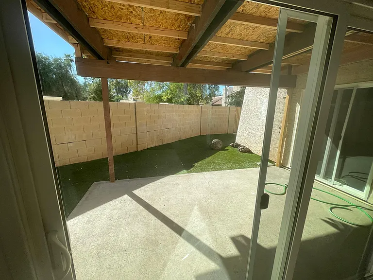 2018 E Solana Dr — Photo 8