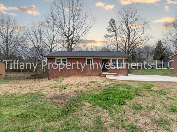2331 Woodleaf Dr, Gastonia, NC 28052