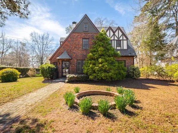 1864 S Sycamore St, Petersburg, VA 23805