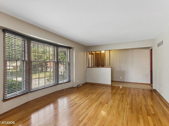 5th image of 1303 NE 52nd Ter