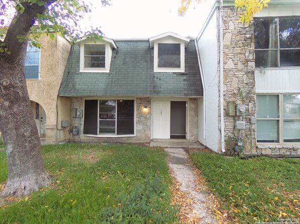 1208 Churing Dr, San Antonio, TX 78245
