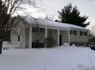 28 Battle Hill Rd, Basking Ridge, NJ 07920