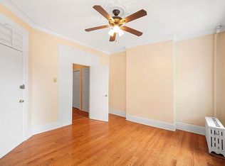 227 8th St APT 2R, Brooklyn, NY 11215