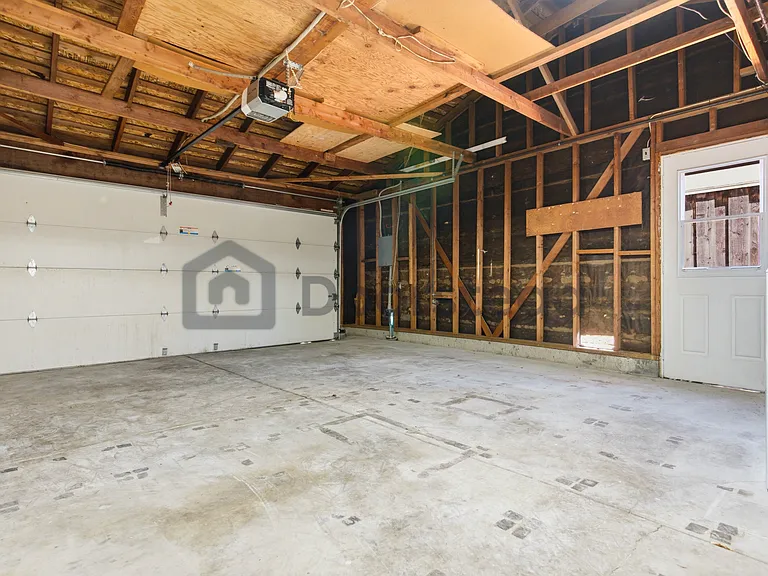 3882 Glengrove Way — Photo 32