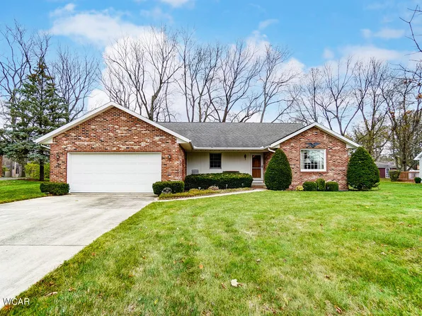 172 Ruskin Ct, Lima, OH 45806