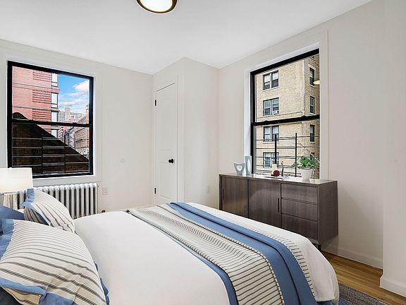 4th image of 700 W End Ave APT 1D