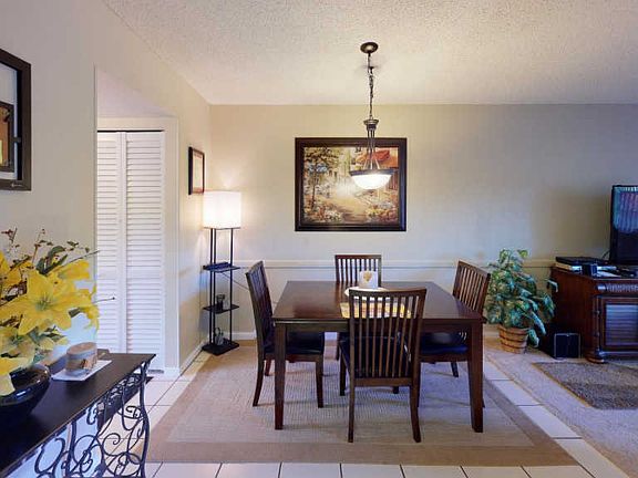 5th image of 206 Cambridge I