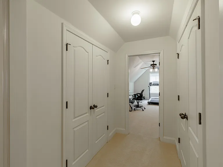 530 Edgewood Dr — Photo 26