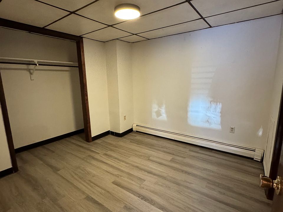 1st image of 512 E High St #4