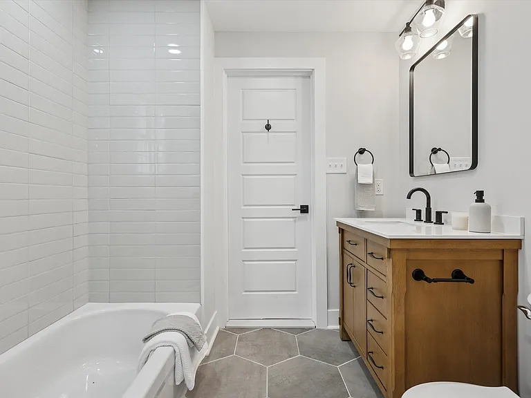3 Wilmer Ave — Photo 40