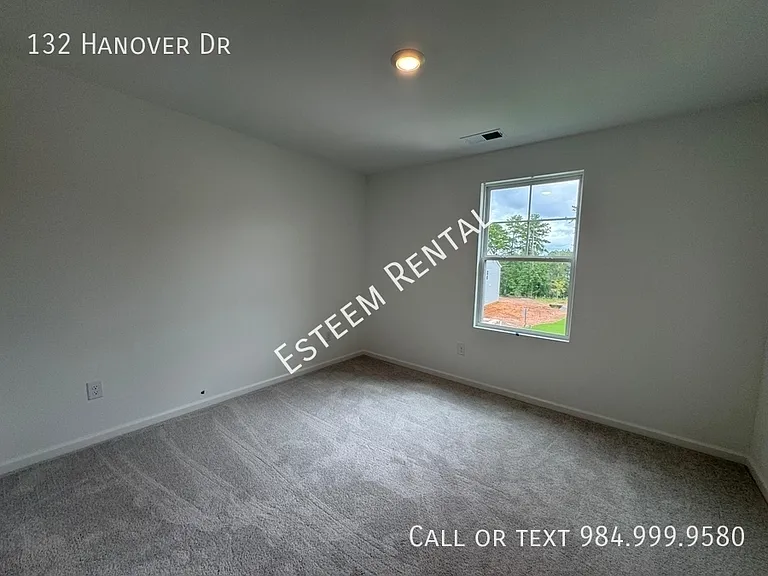 132 Hanover Dr — Photo 18