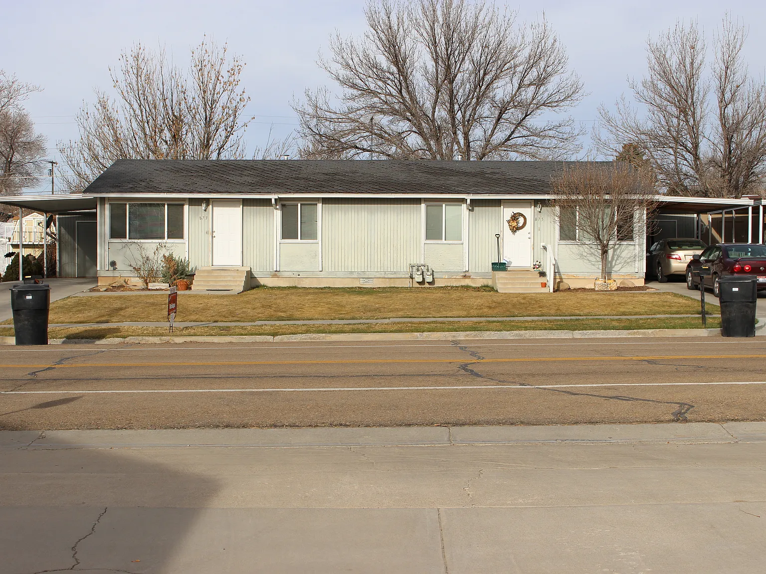 2 bed, 900 sqft, $950 — Photo 1