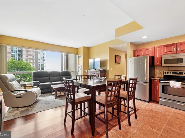 901 N Penn St Unit P407, Philadelphia, PA 19123