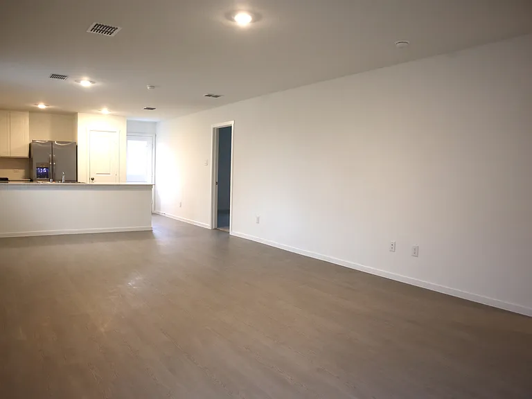 1361 Buckaroo Blvd — Photo 5