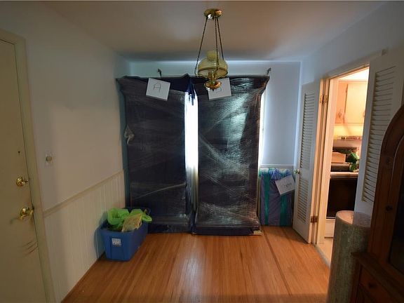 5th image of 6033 Winnpeny Ln