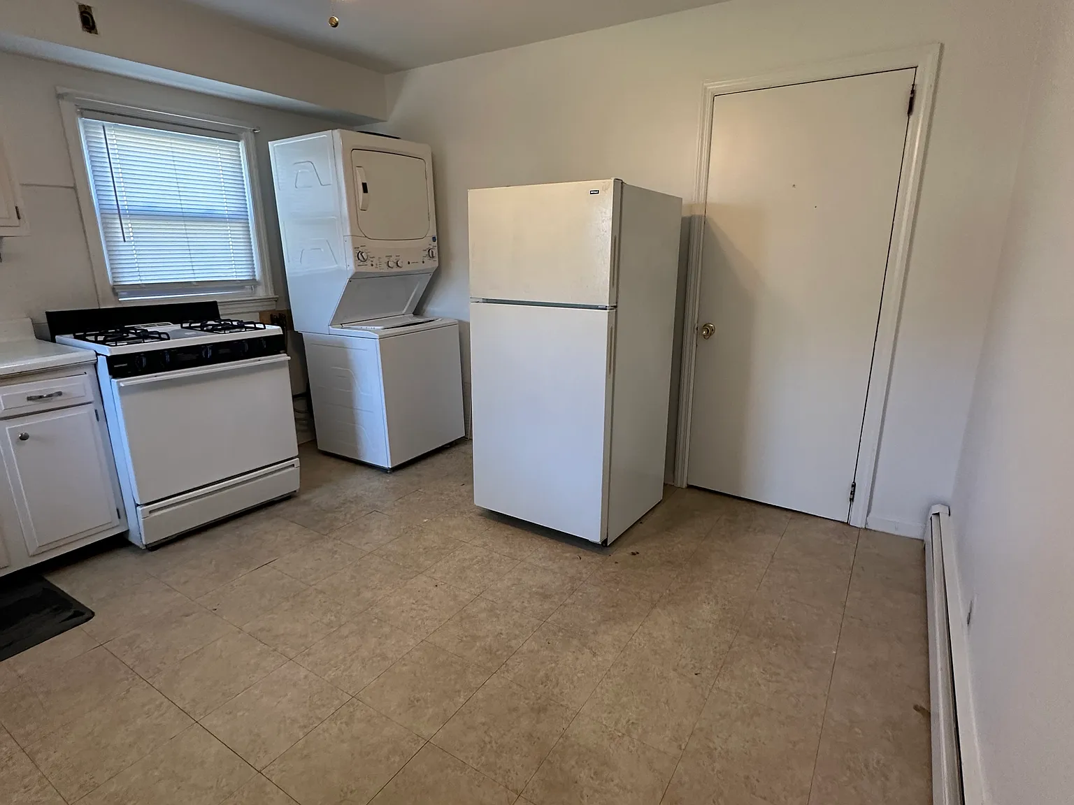 2 bed, $2,200 — Photo 3