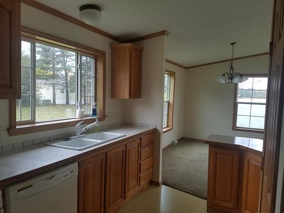 2nd image of 4043 Alexandria Dr