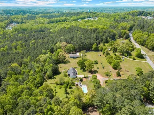 16160 Henderson Rd, Milton, GA 30004
