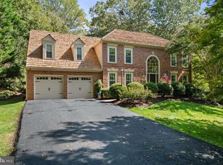 6805 Old Stone Fence Rd, Fairfax Station, VA 22039