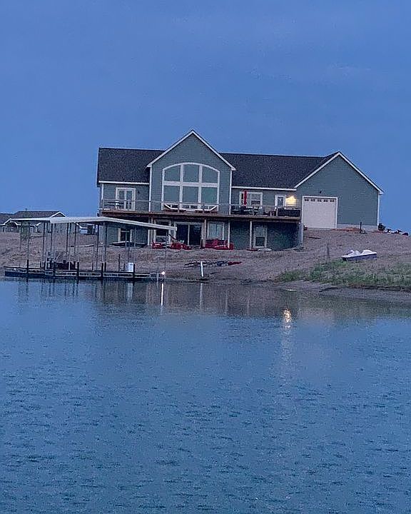 1st image of 615 Shoreline Dr #74