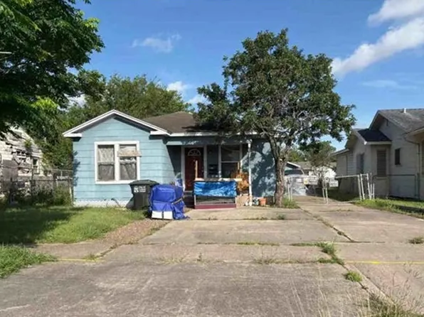 2937 David St, Corpus Christi, TX 78405