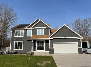 4710 Perry Ct, Lewiston, NY 14092