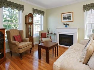 63 Chelsea St, Boston, MA 02129