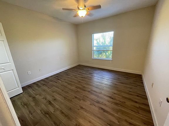 4th image of 11550 Villa Grand
