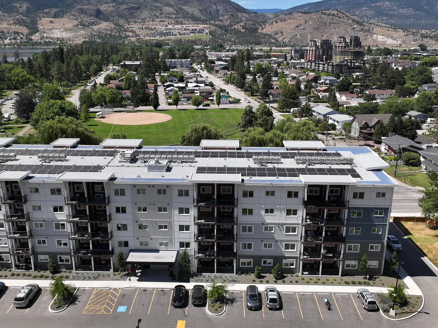 Skaha Shores — Photo 3