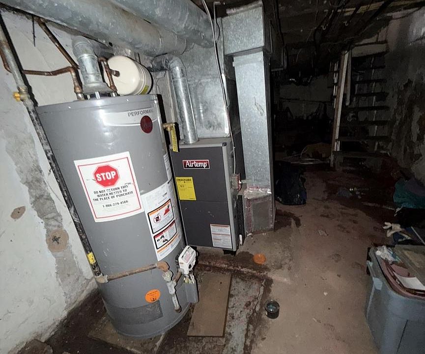 2nd image of 534 S 7th St