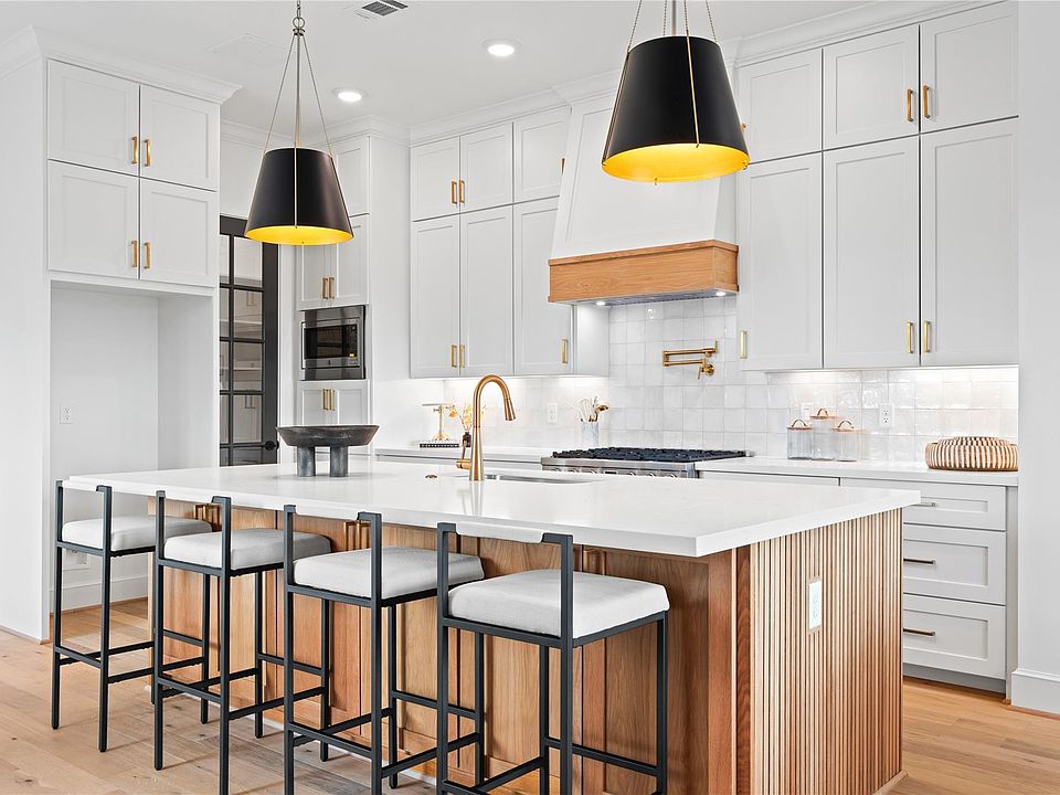 1st image of 1614 Ojeman Rd #J