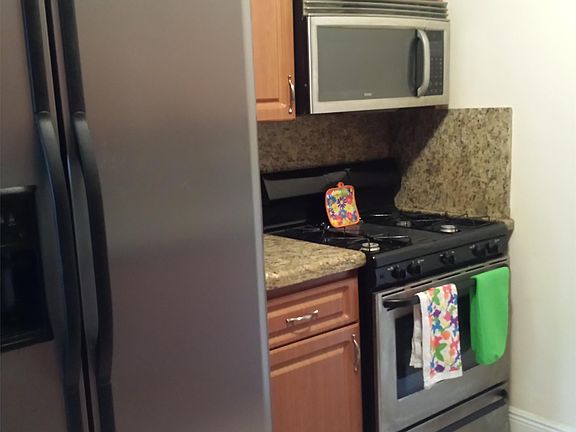 2nd image of 650 NW 199th St