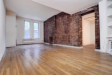 Rented by Urbane Brokerage