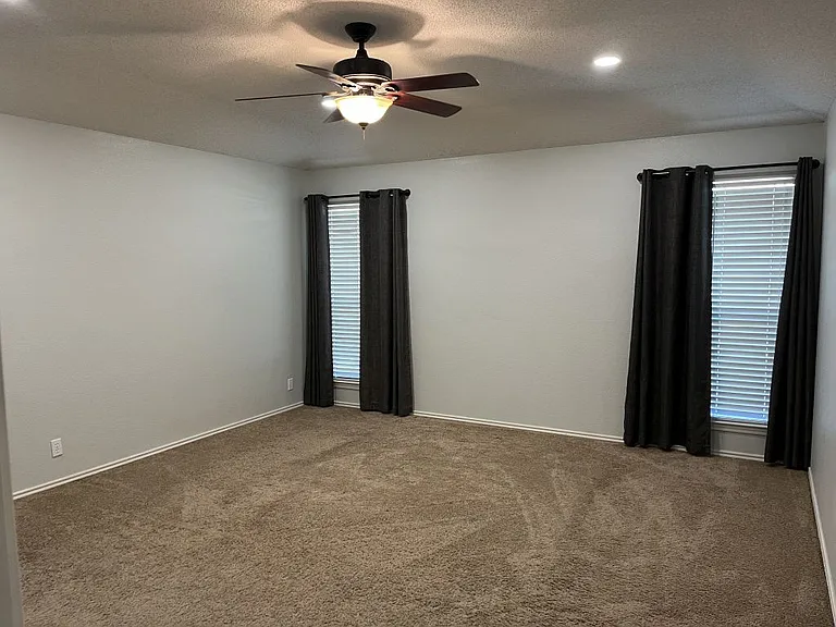 5604 Grassland Blvd — Photo 10