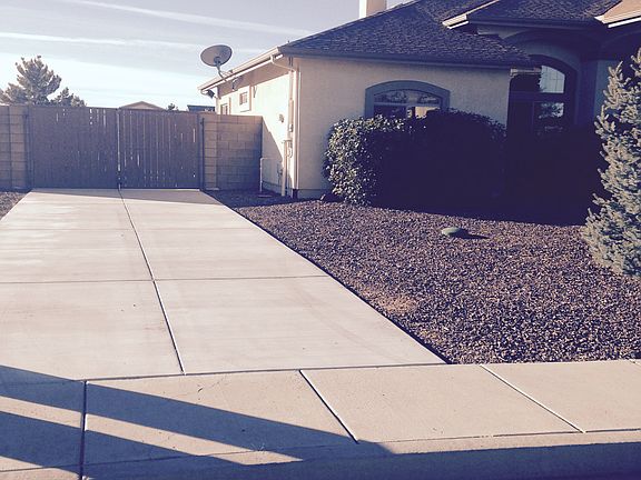 RV driveway to back parking