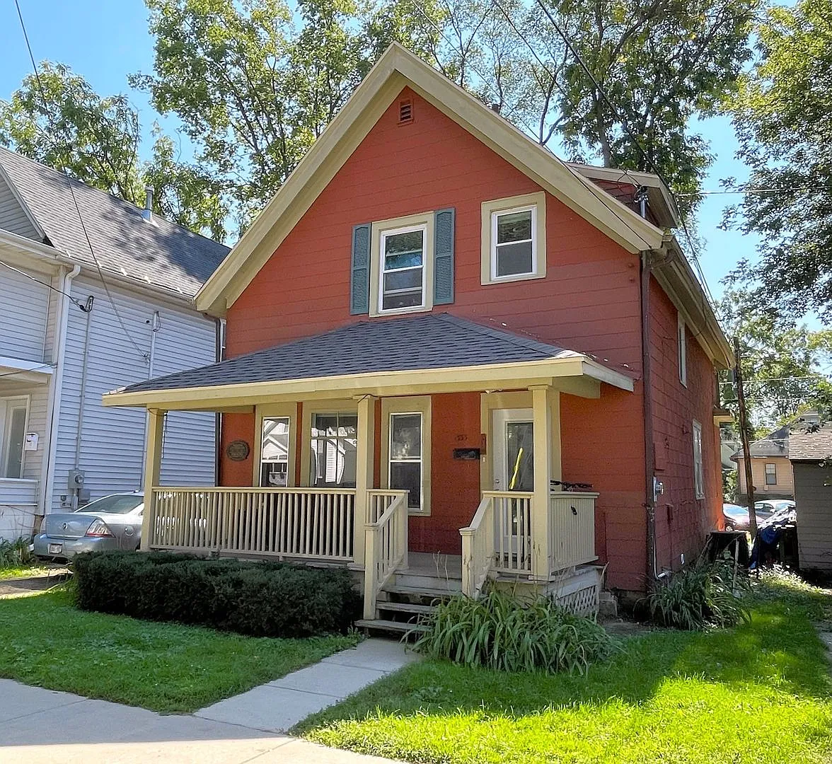 1333 Milton (5 BR+) — Photo 1