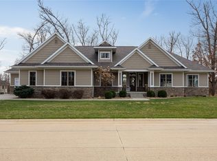4801 Keystone Rdg SE, Cedar Rapids, IA 52403