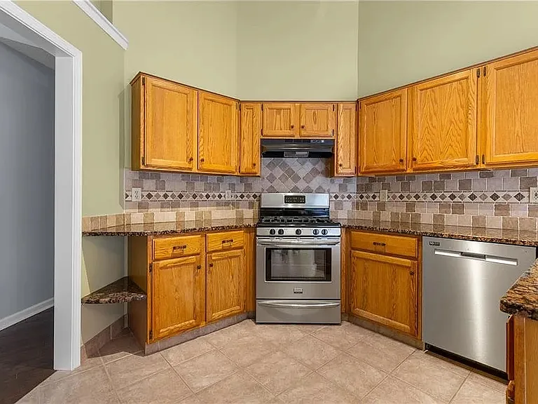 760 Trellis Pond Ct #4 — Photo 14