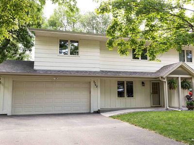 5742 Wood Duck Cir, Shorewood, MN, 55331