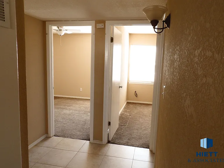 4624 Swan Dr — Photo 18