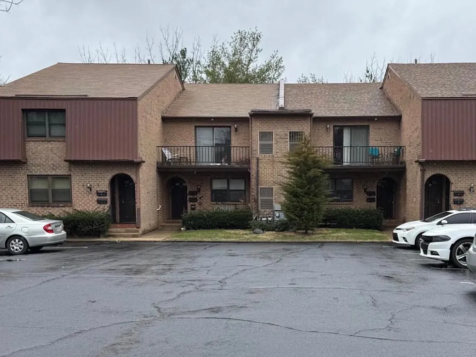 16 Township Line Rd #A2