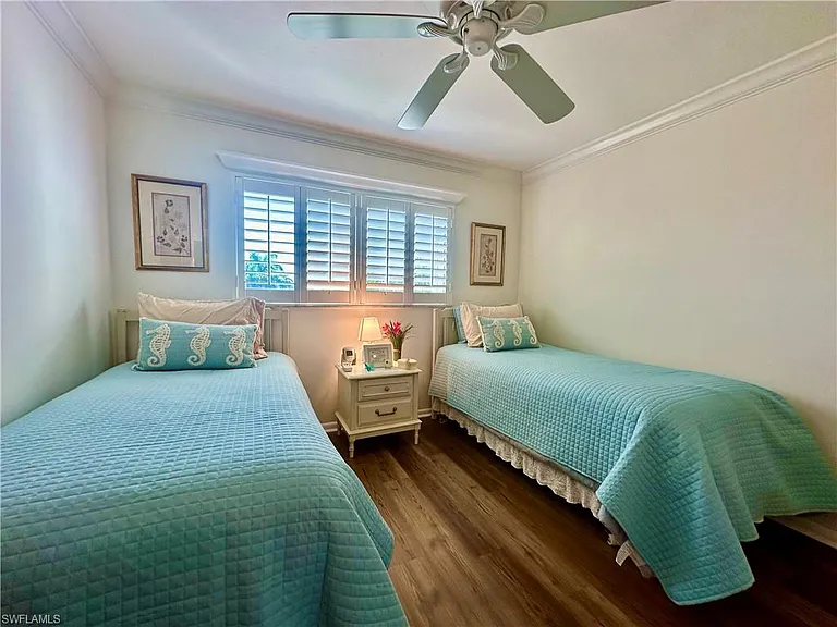 555 Park Shore Dr #B-403 — Photo 29
