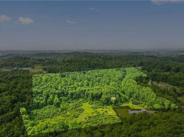 2100 Claridge Elliott Rd, Jeannette, PA 15644