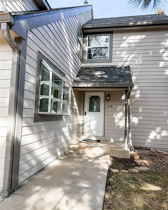 2nd image of 274 Cobblestone Dr