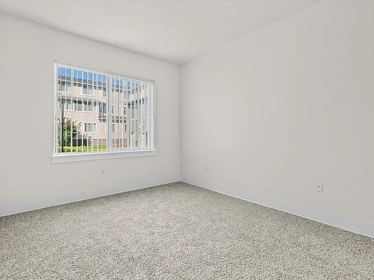 Chinook Way Apartments — Photo 92