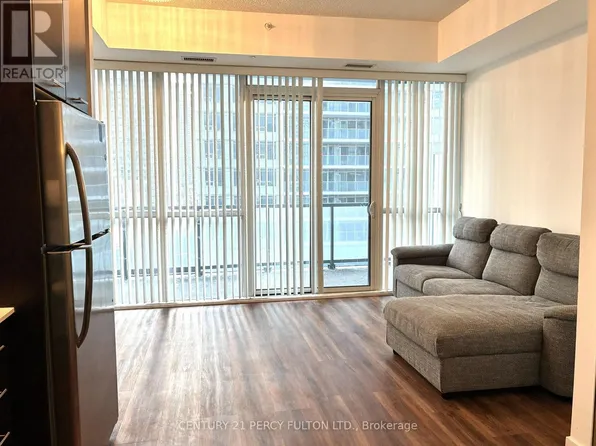 20 Bruyeres Mews #809, Toronto, ON M5V 0G8