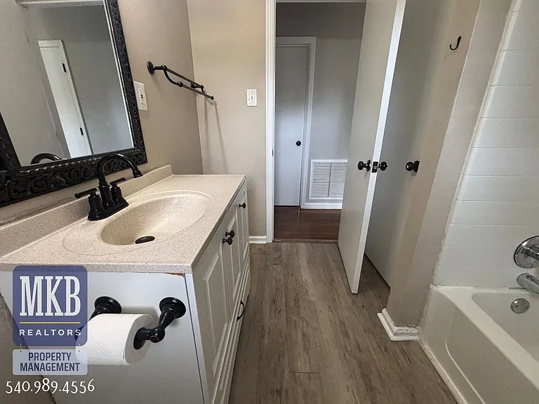 3219 Forest Park Blvd NW — Photo 27