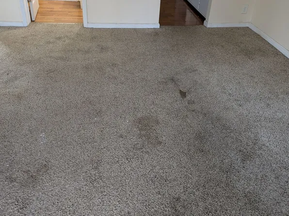 806 S Saville Ave, Independence, MO 64050